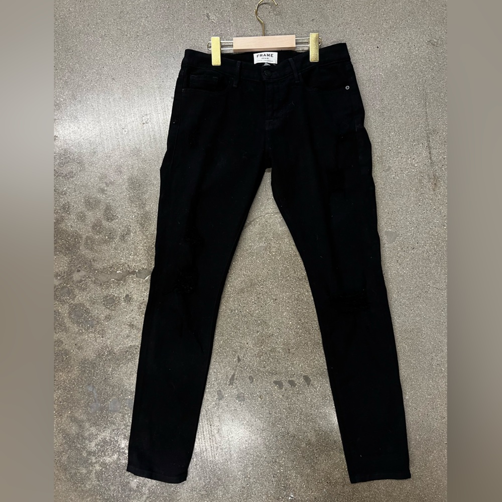 Frame black denim jean (LIKE NEW) (26) $65